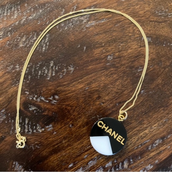 CHANEL Charm with 18k Gold Necklace Zipper Pull Black White Gold 1” - Picture 4 of 7